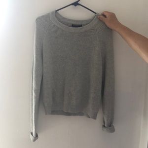 Brandy Melville sweater